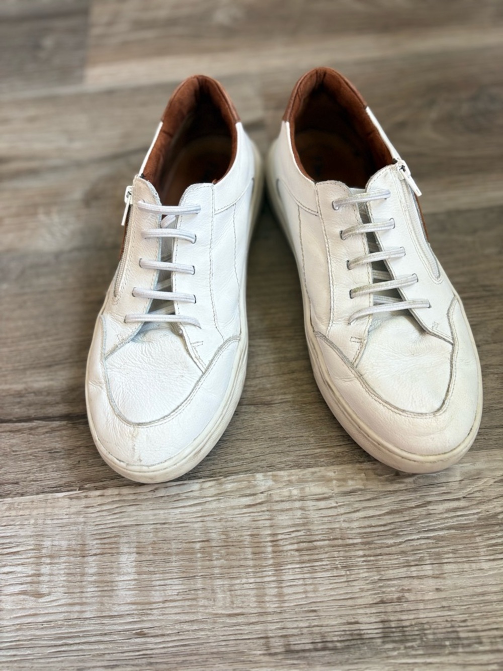 Kids White Leather Sneakers with Brown Lining and Side Zip